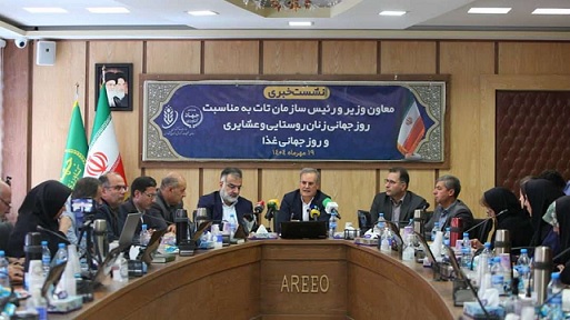 زنان روستایی و عشایری تجلیل می شوند/ زنان ۴۰ درصد نیروی کار در بخش کشاورزی کشور هستند